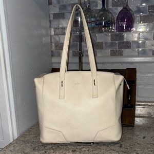 Good to Great Condition Furla Cream Pebbled Leather Tote